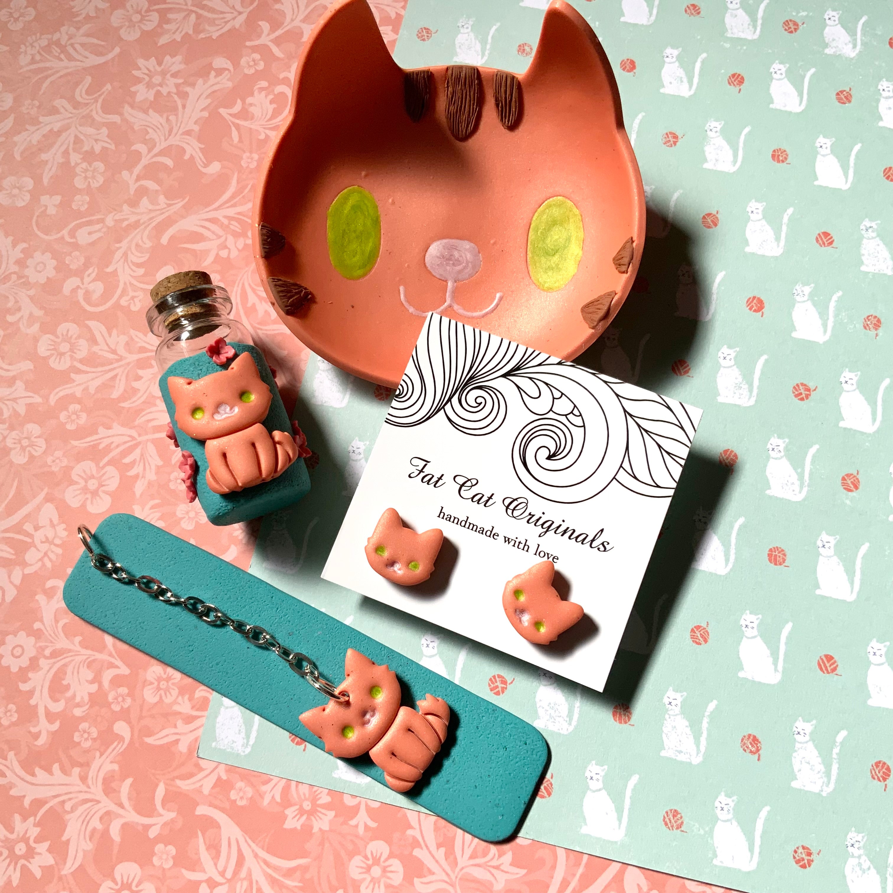 Little Fat Cat Gift Set: Handmade Treasures for Cat Lovers.
