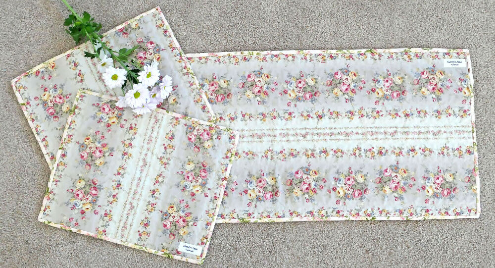 Pretty rose fabric table runner and 2 mat set