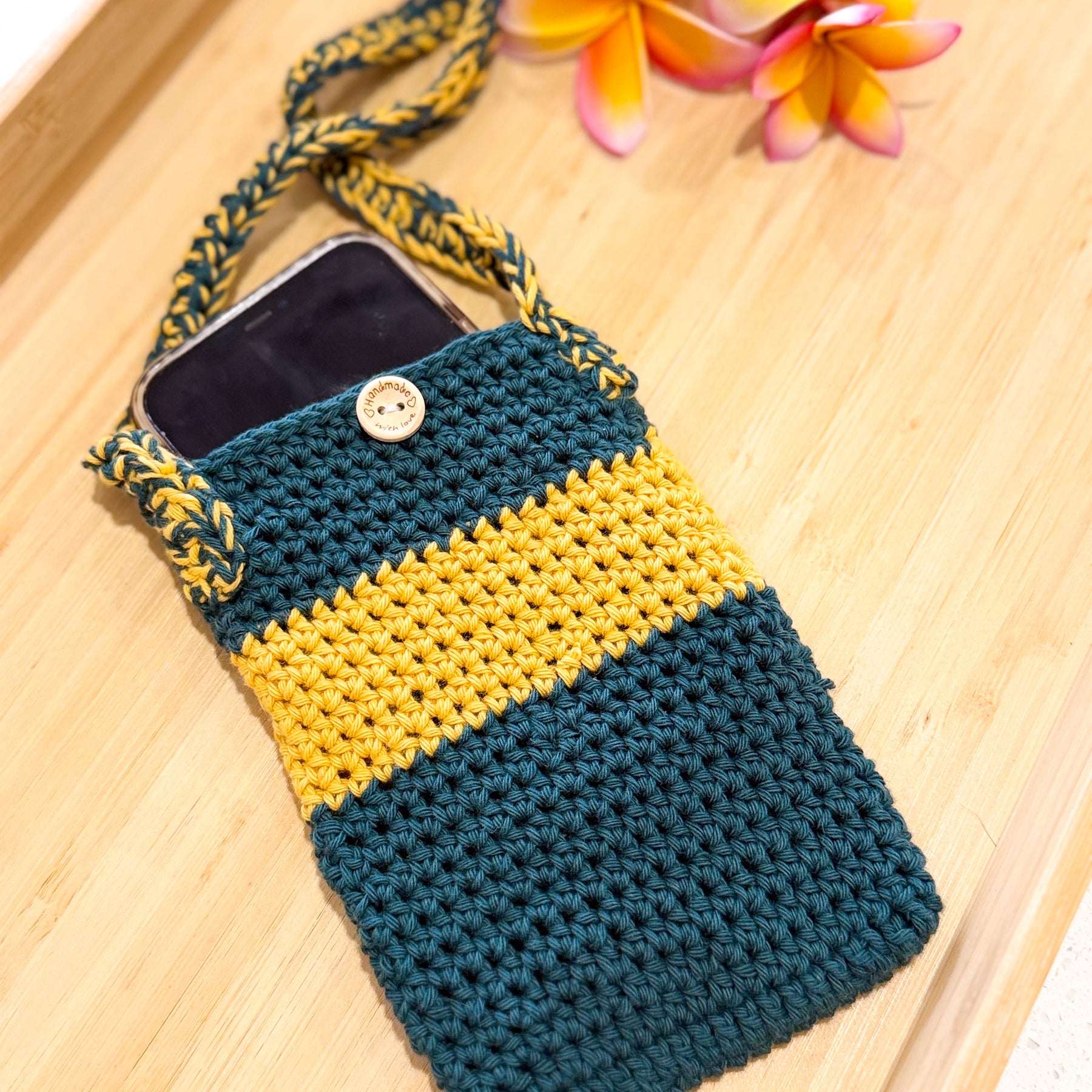 #046-2 Mobile phone bag
