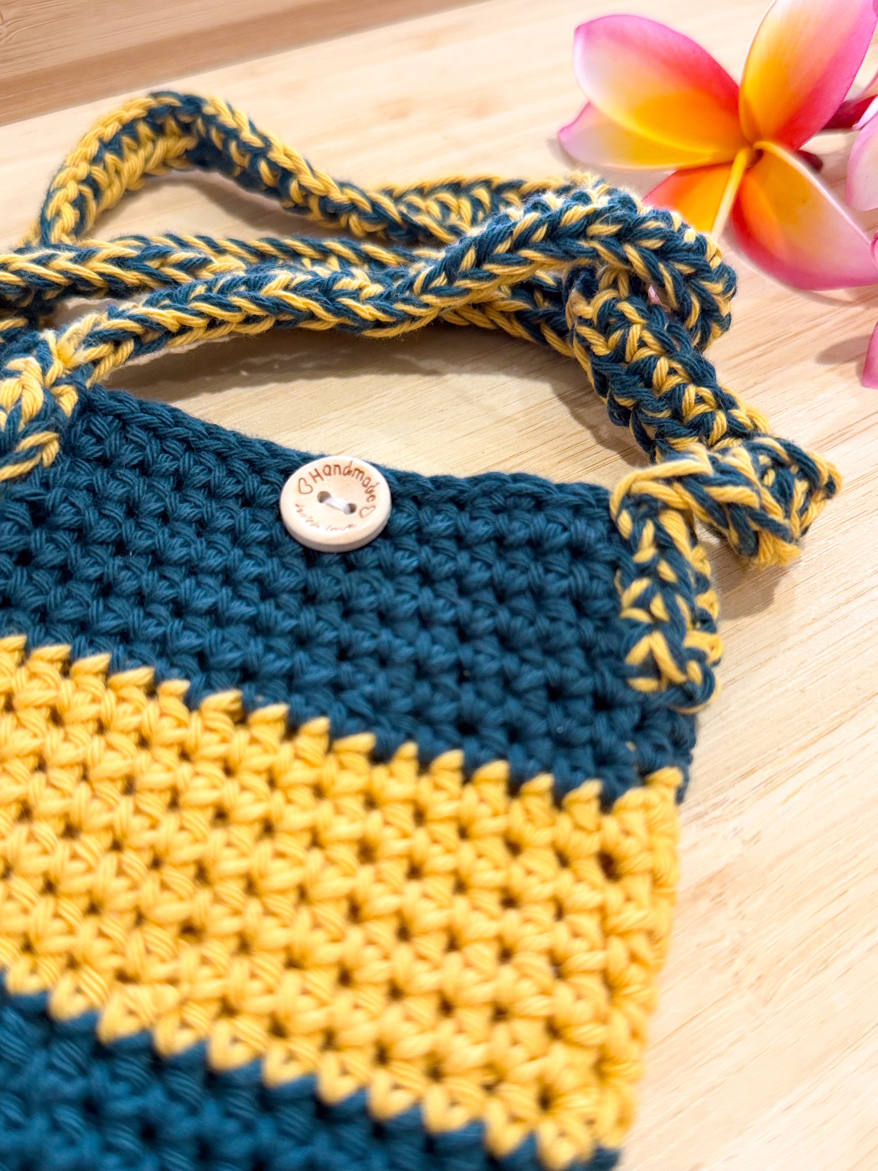 #046-2 Mobile phone bag