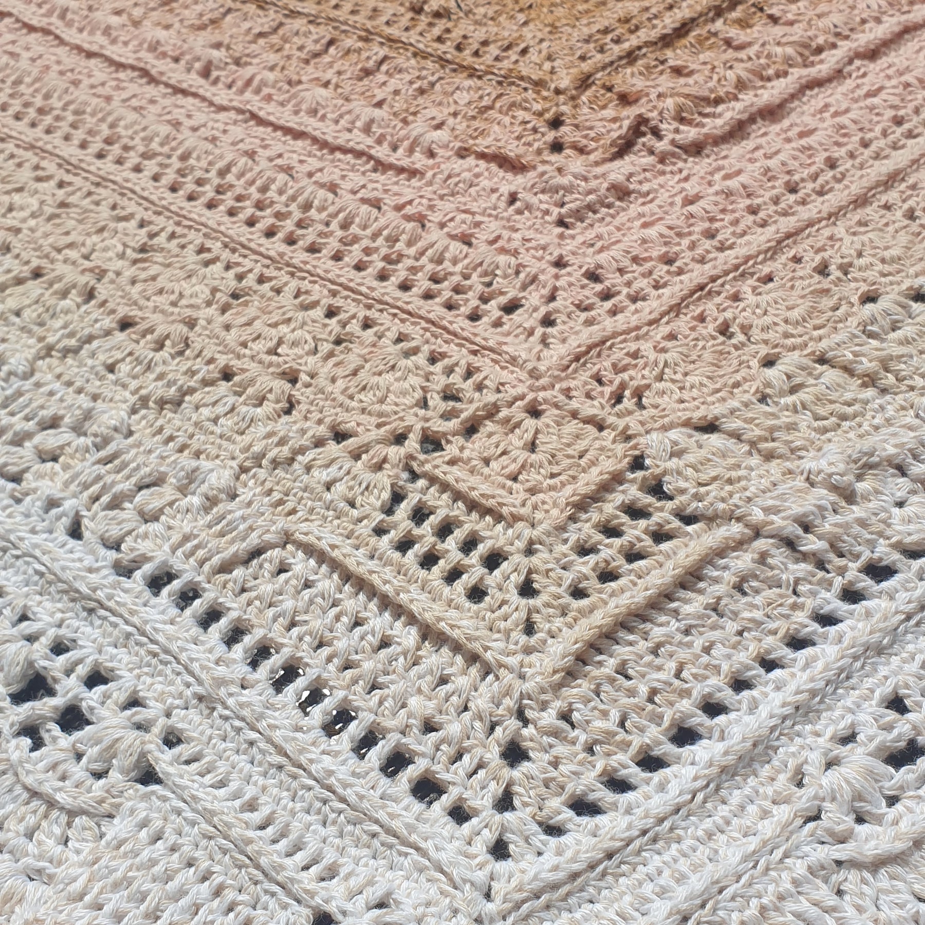 Gorgeous crochet chocolate caramel ripple throw