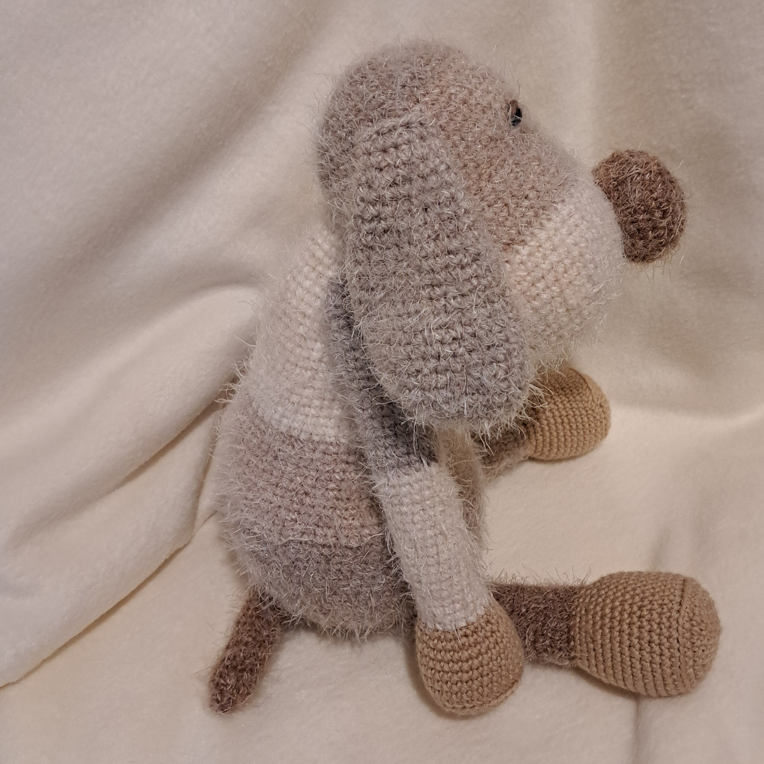 Handmade crochet toy puppy dog soft fluffy yarn brown to cream