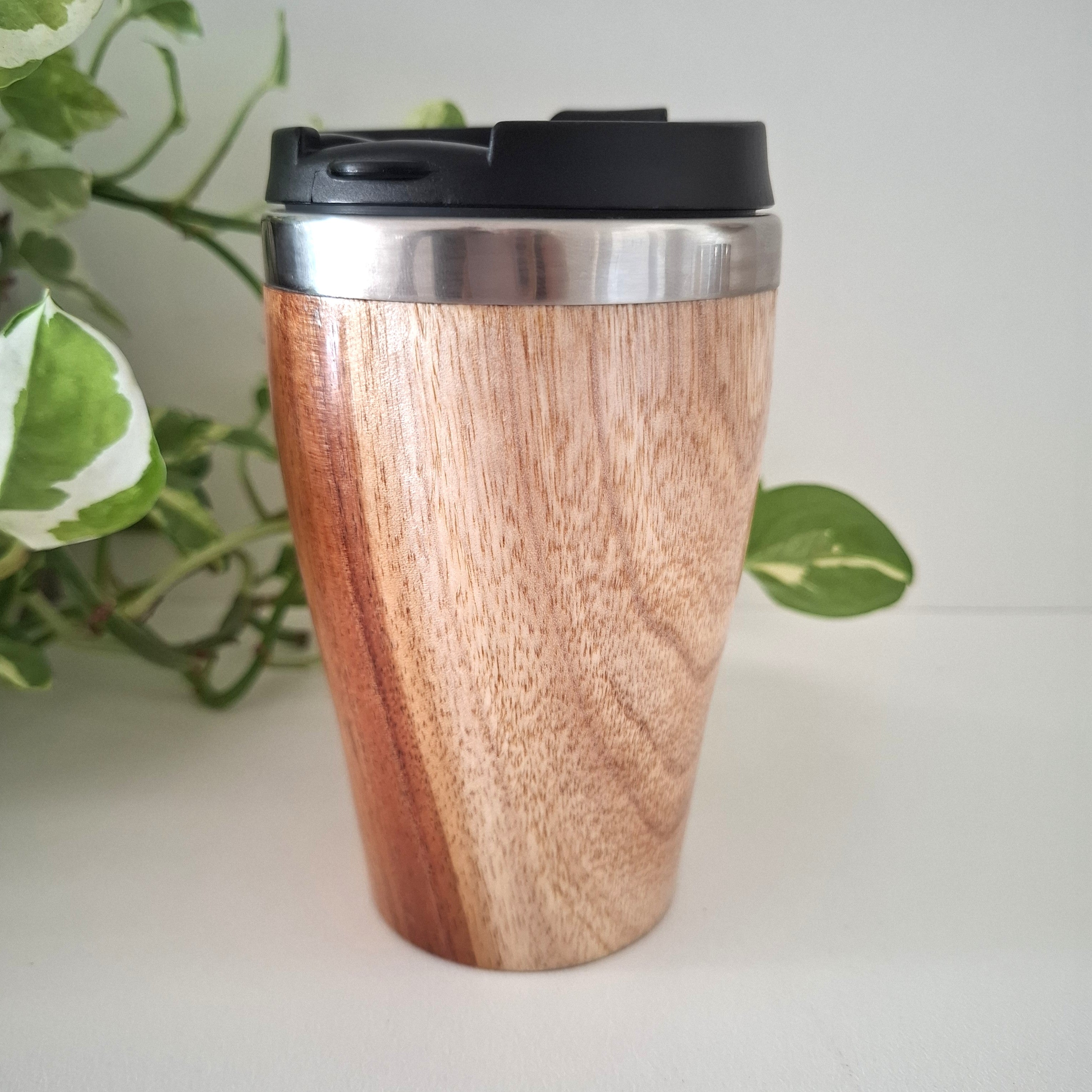 Handmade Wooden Travel Mug: Insulated Eco-Friendly Coffee Tumbler