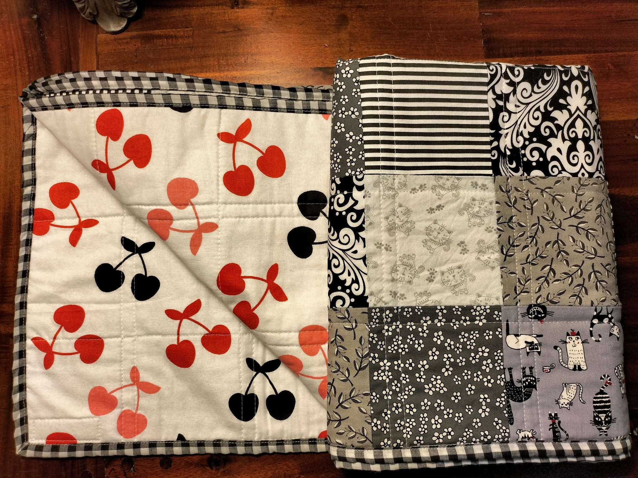 Whimsical Cat Cotton Patchwork Quilt