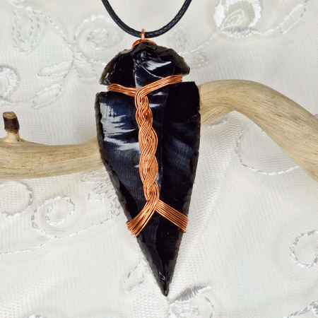 Quiet Aim – Copper-Wrapped Arrowhead Pendant