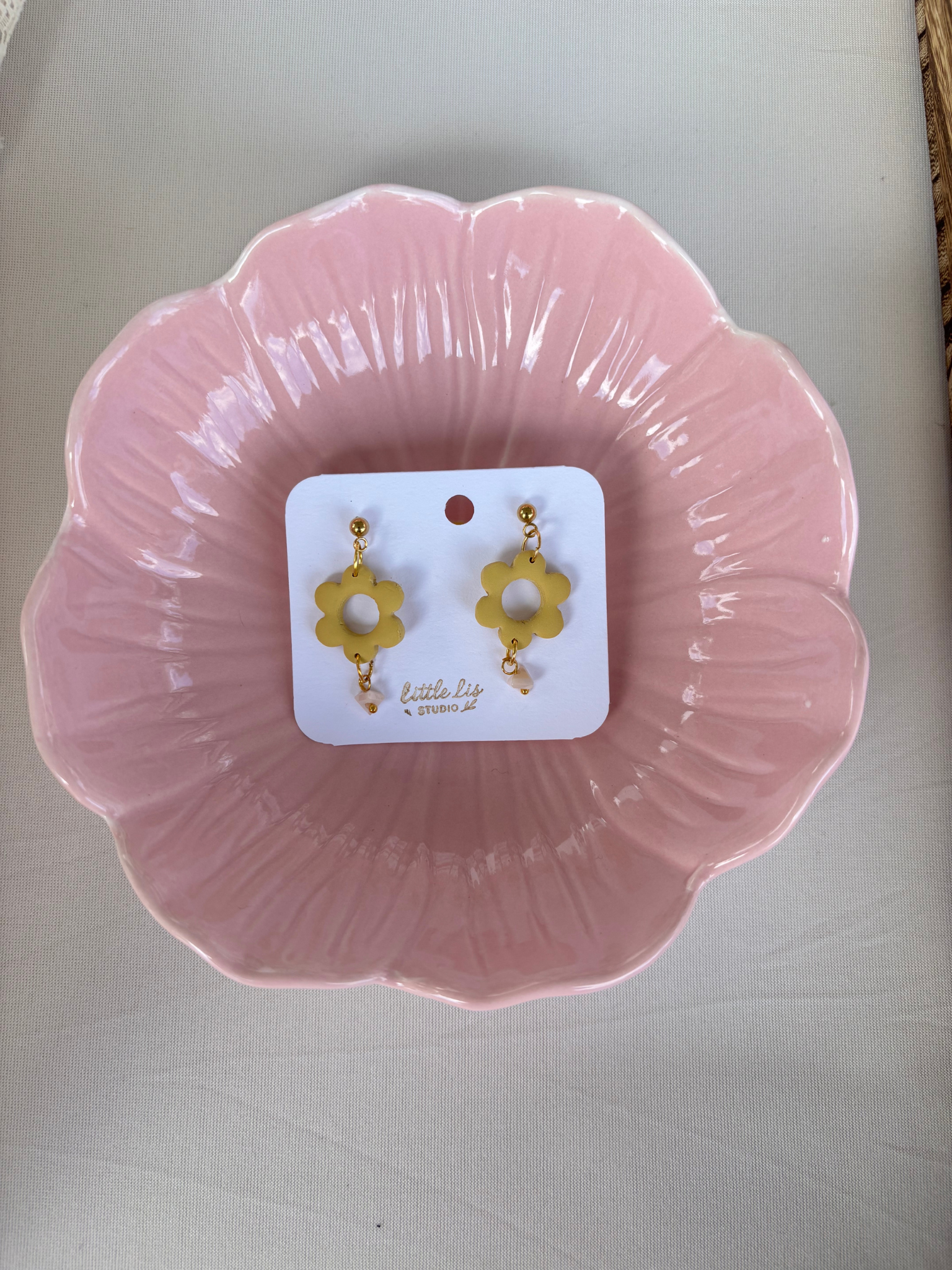 "Ashley" - Medium Flower Dangle Earrings