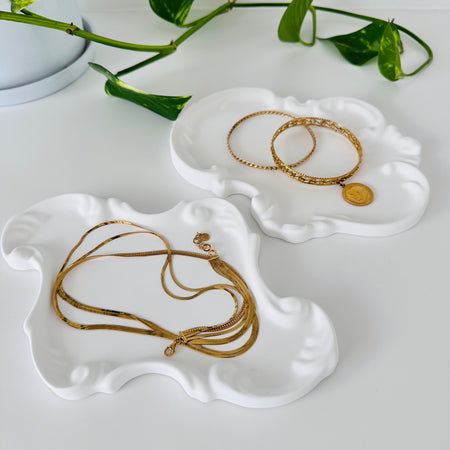 Vintage-style trinket trays