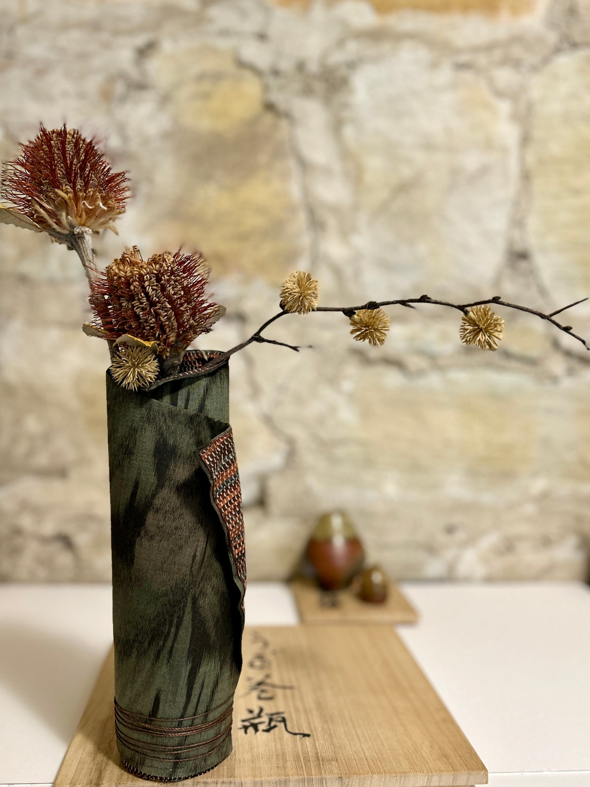 Vase Decorative Buds Flowers & Birds