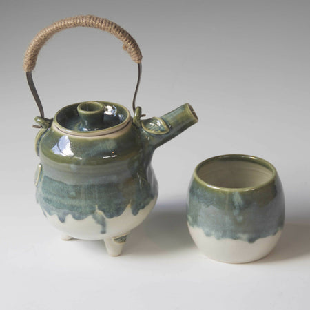 Leafy green tea set