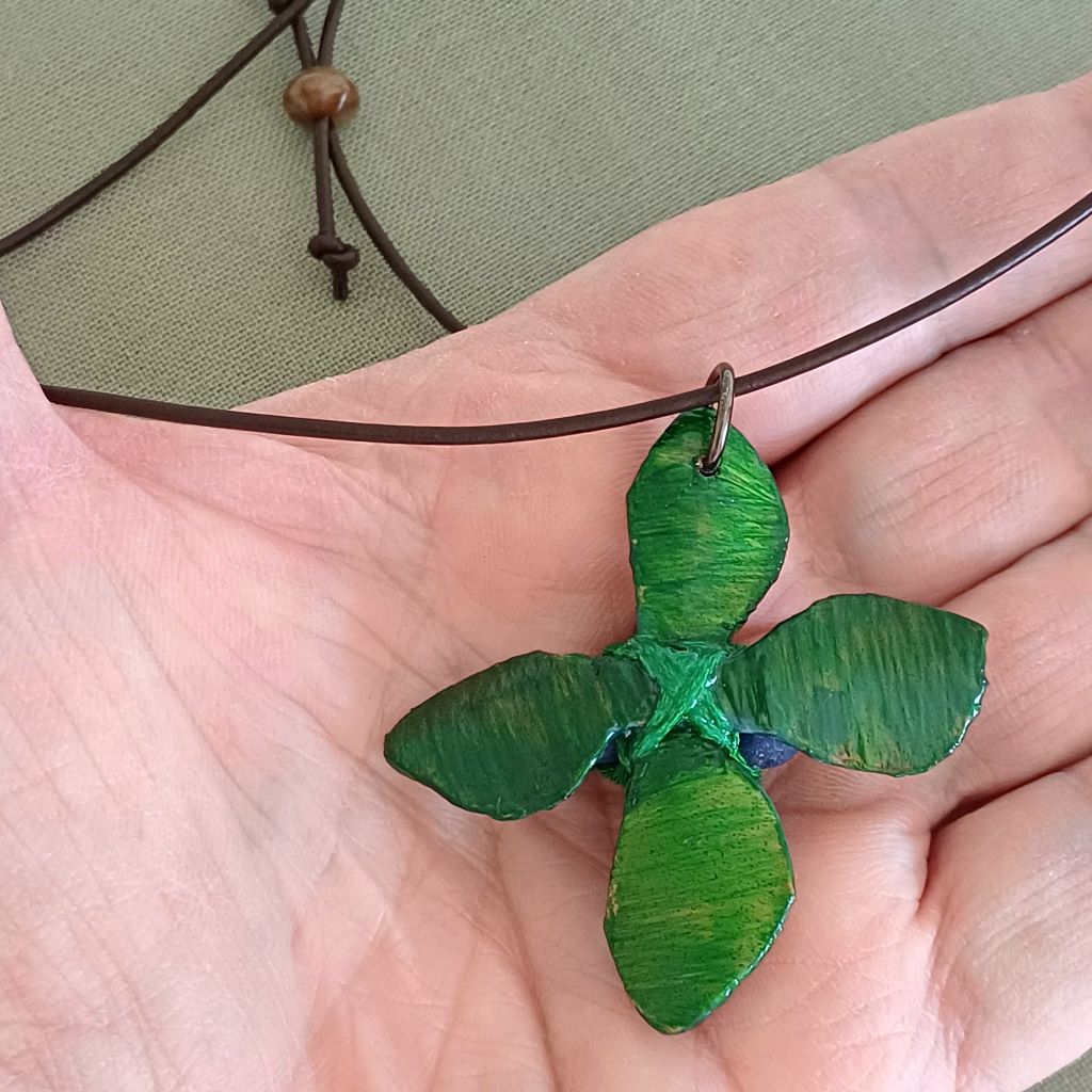 Berries Handcrafted Palm Leaf Pendant, Gemstone, Adjustable, Leather