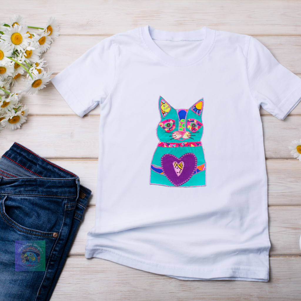 Whimsical Cat Iron-on Applique Motif