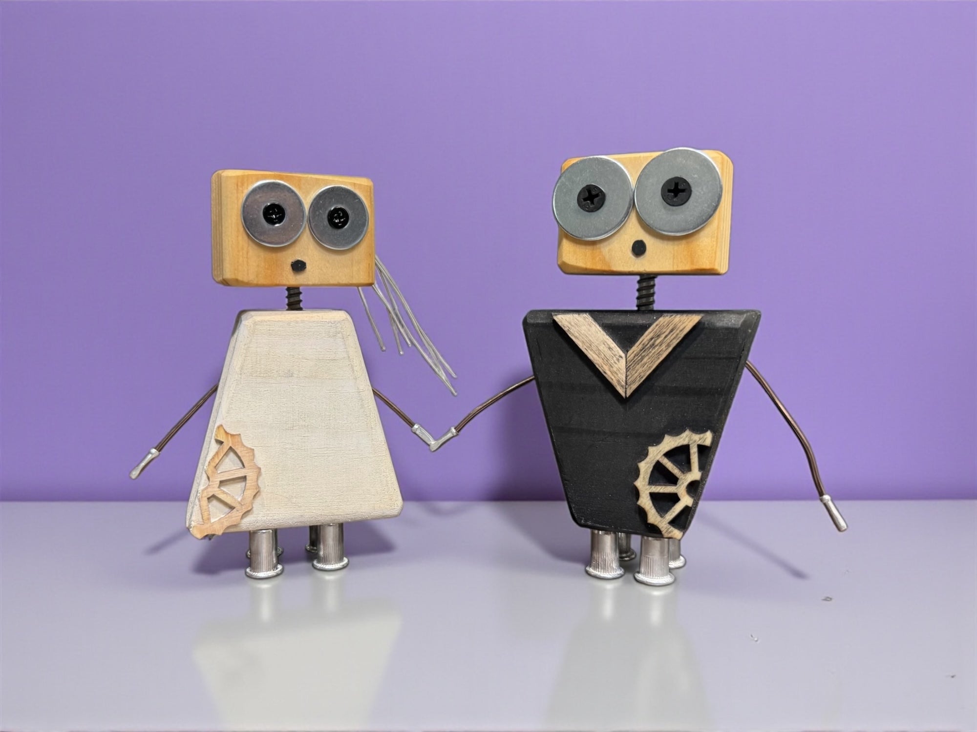 Bolt & Bloom – Wooden Robot Couple