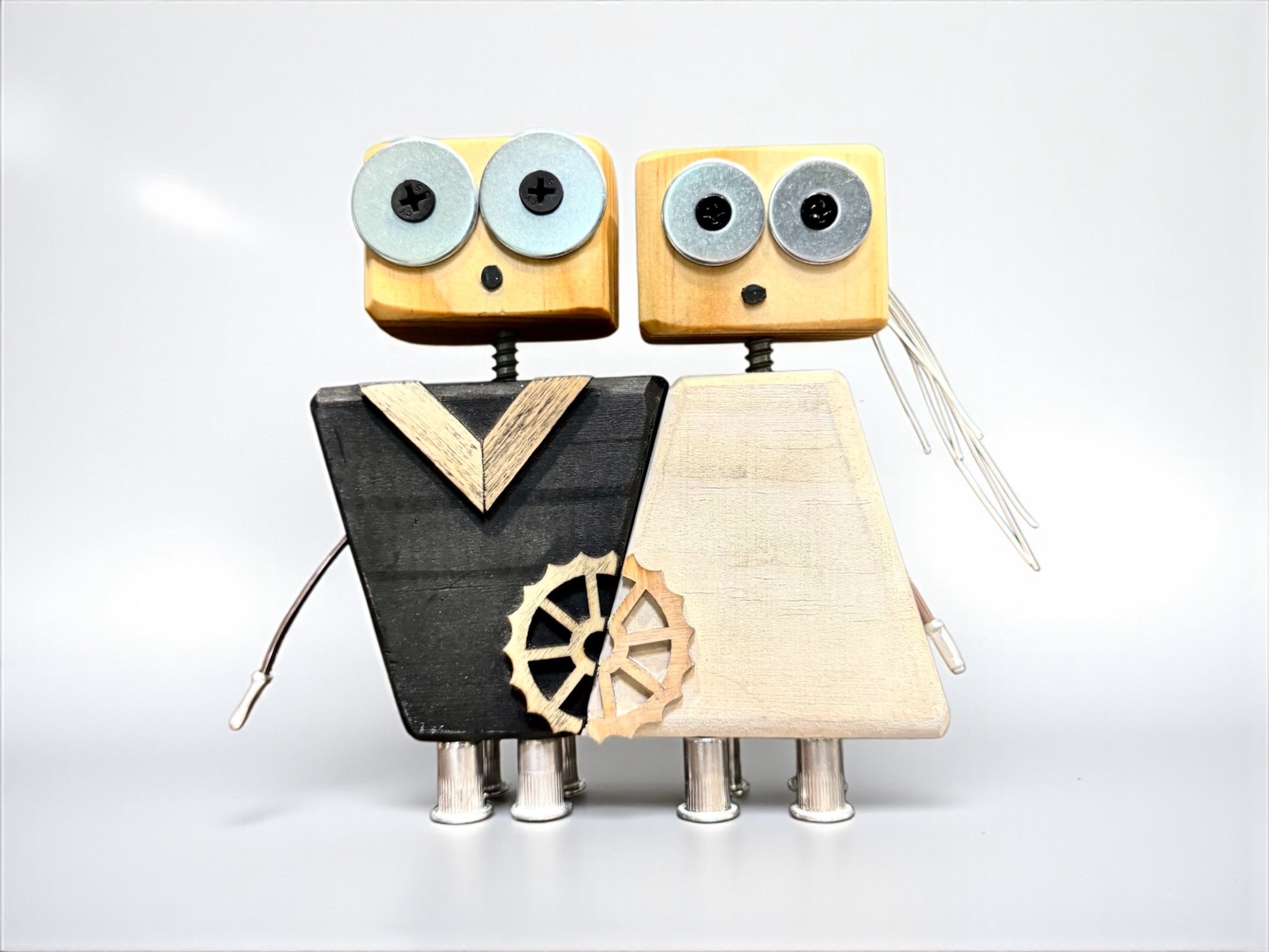 Bolt & Bloom – Wooden Robot Couple