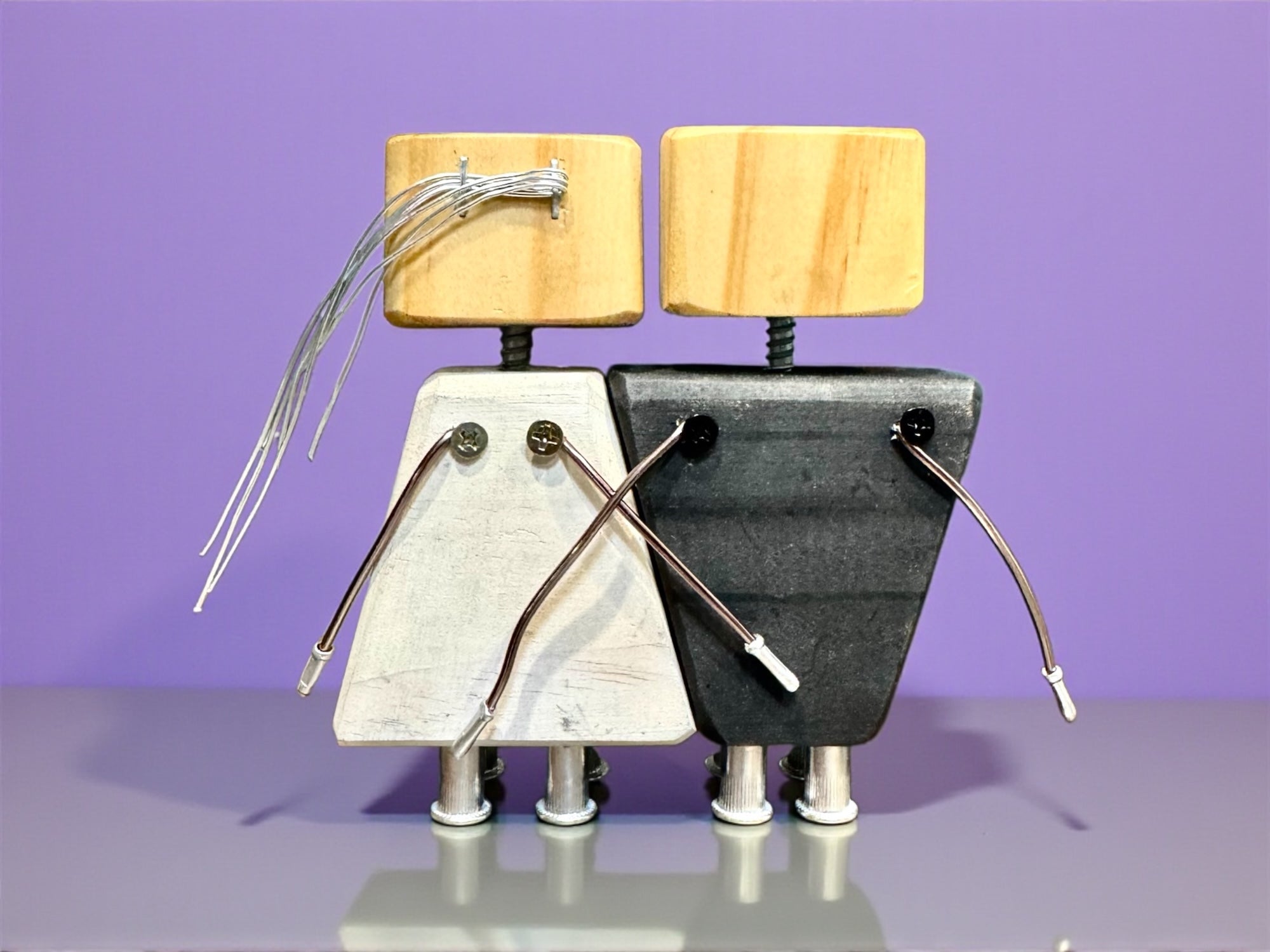Bolt & Bloom – Wooden Robot Couple