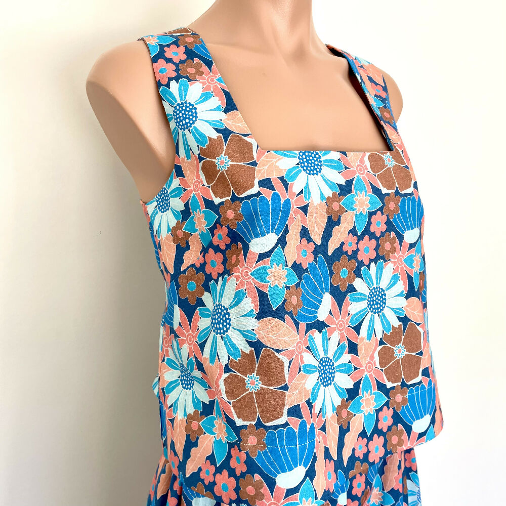 Bonnie Top - Coral and Cobalt Floral