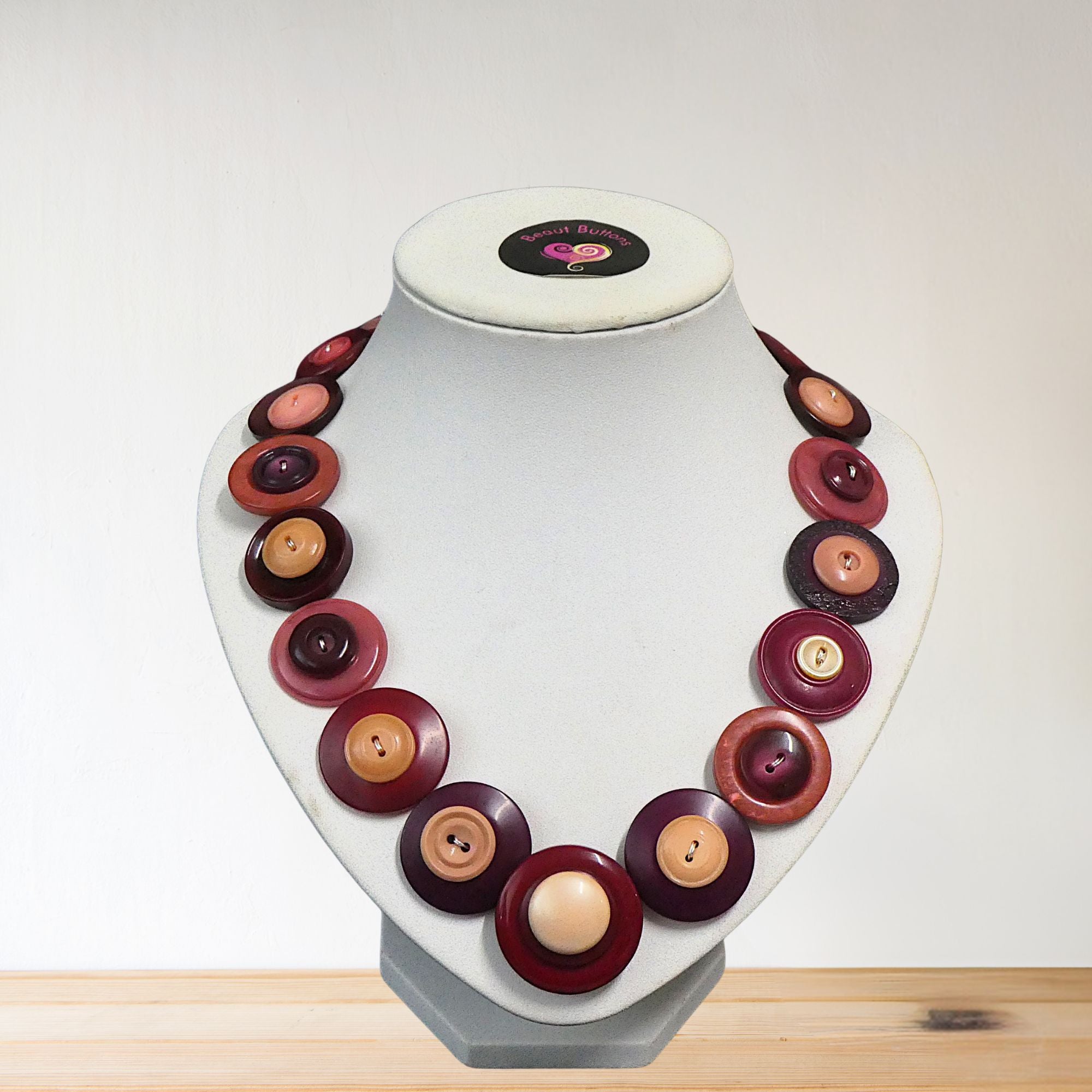 Button necklace - Burgundy Bliss