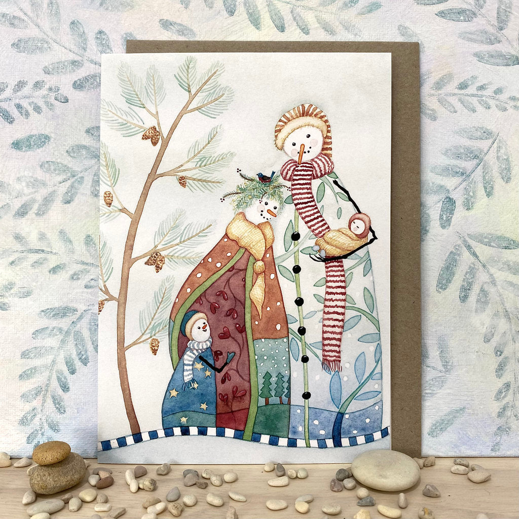 Quirky Snowman Family Greeting Card on Eco Paper (lg-famt)