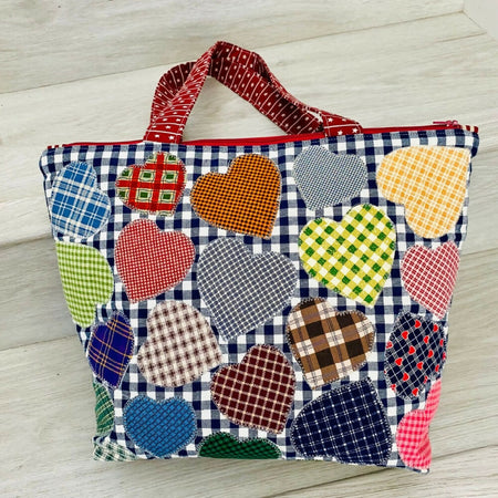 Appliquéd hearts tote bag