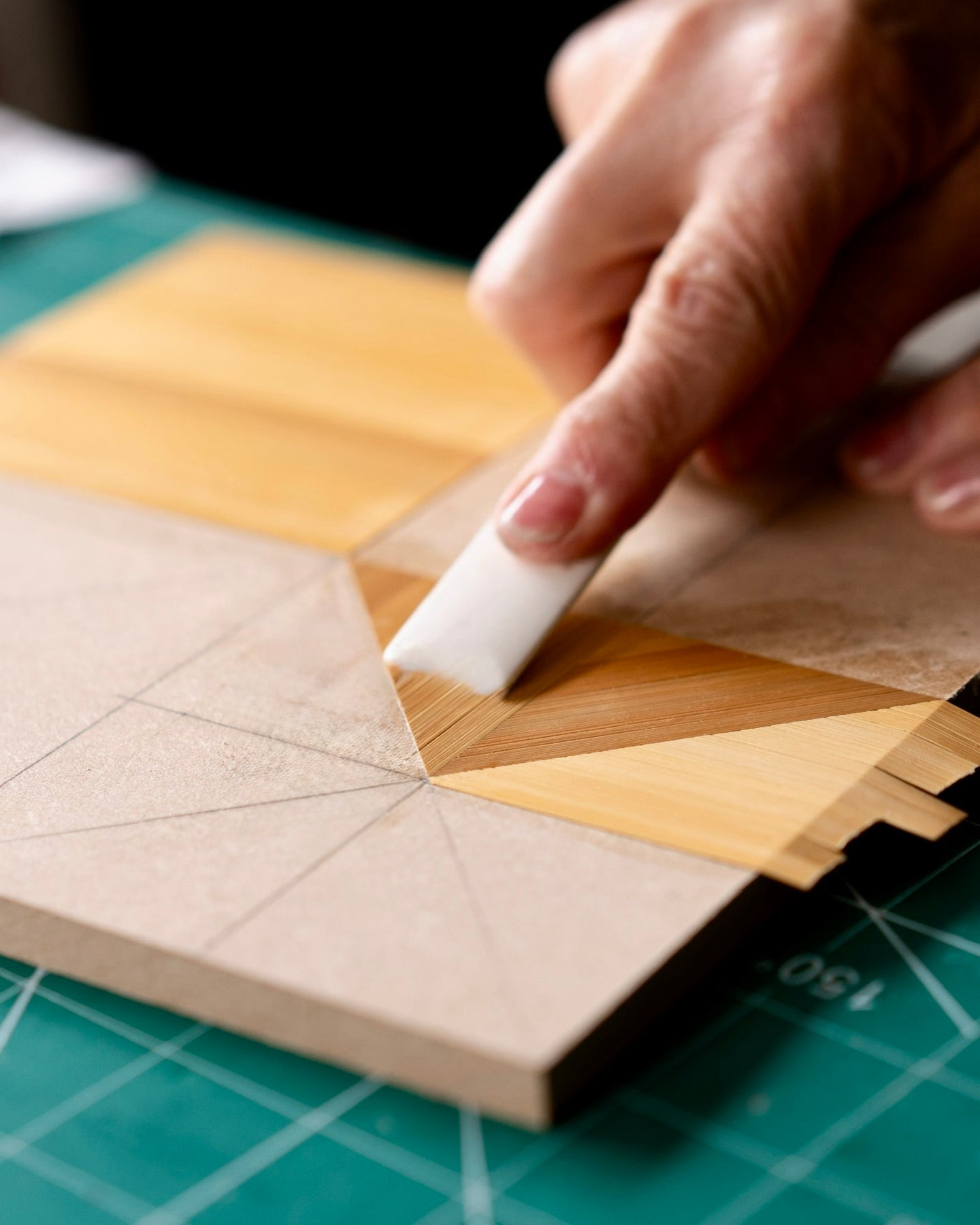 STRAW MARQUETRY ONE DAY WORKSHOP - IN THE STUDIO OF MALADY DESIGNS
