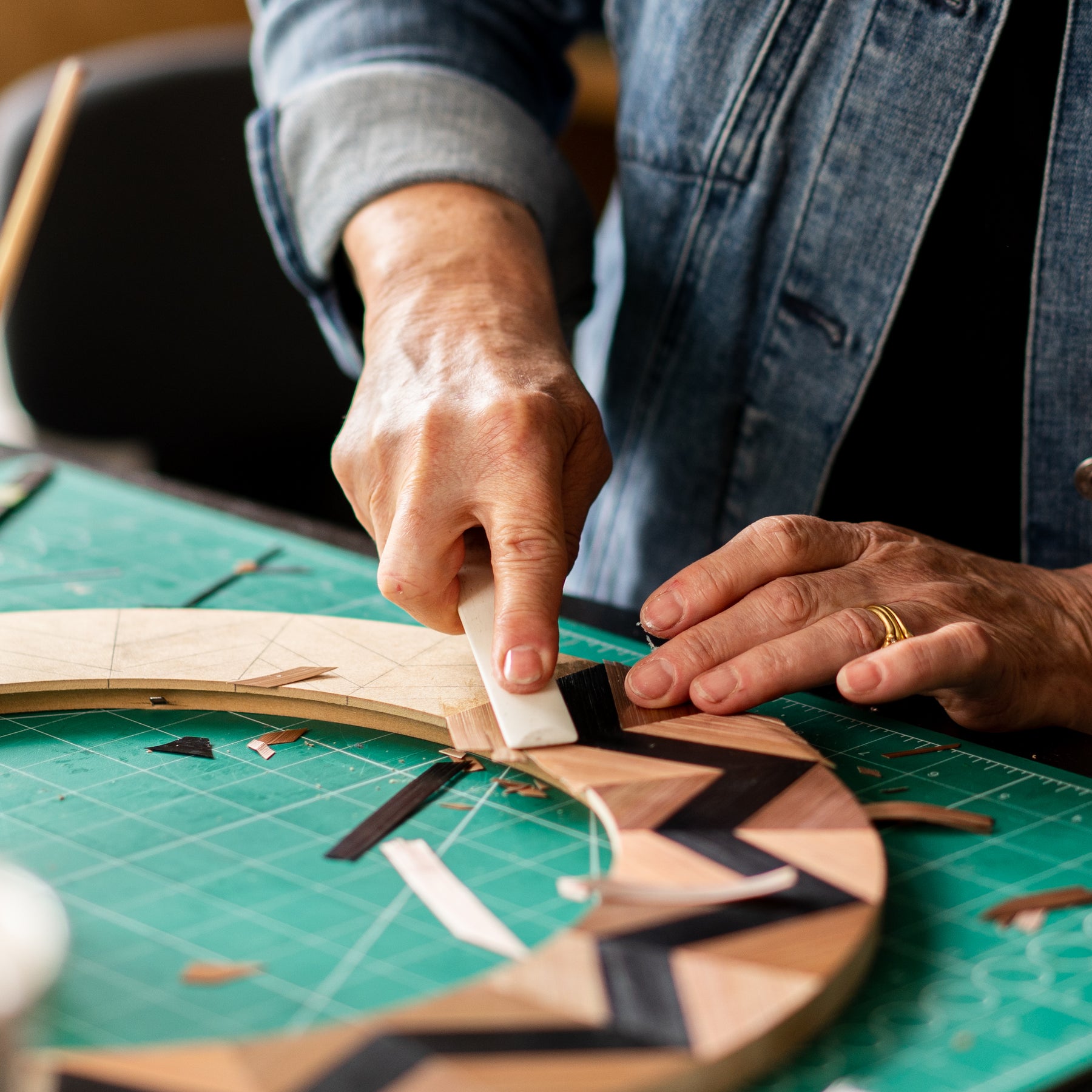 STRAW MARQUETRY ONE DAY WORKSHOP - IN THE STUDIO OF MALADY DESIGNS
