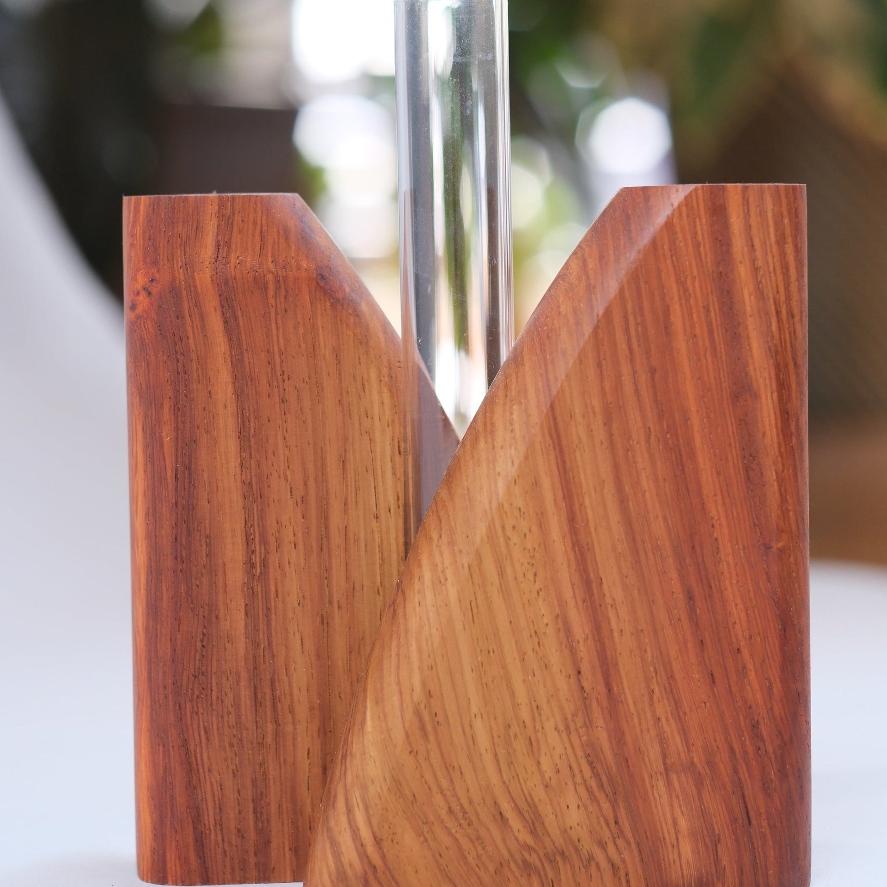 Bud vase