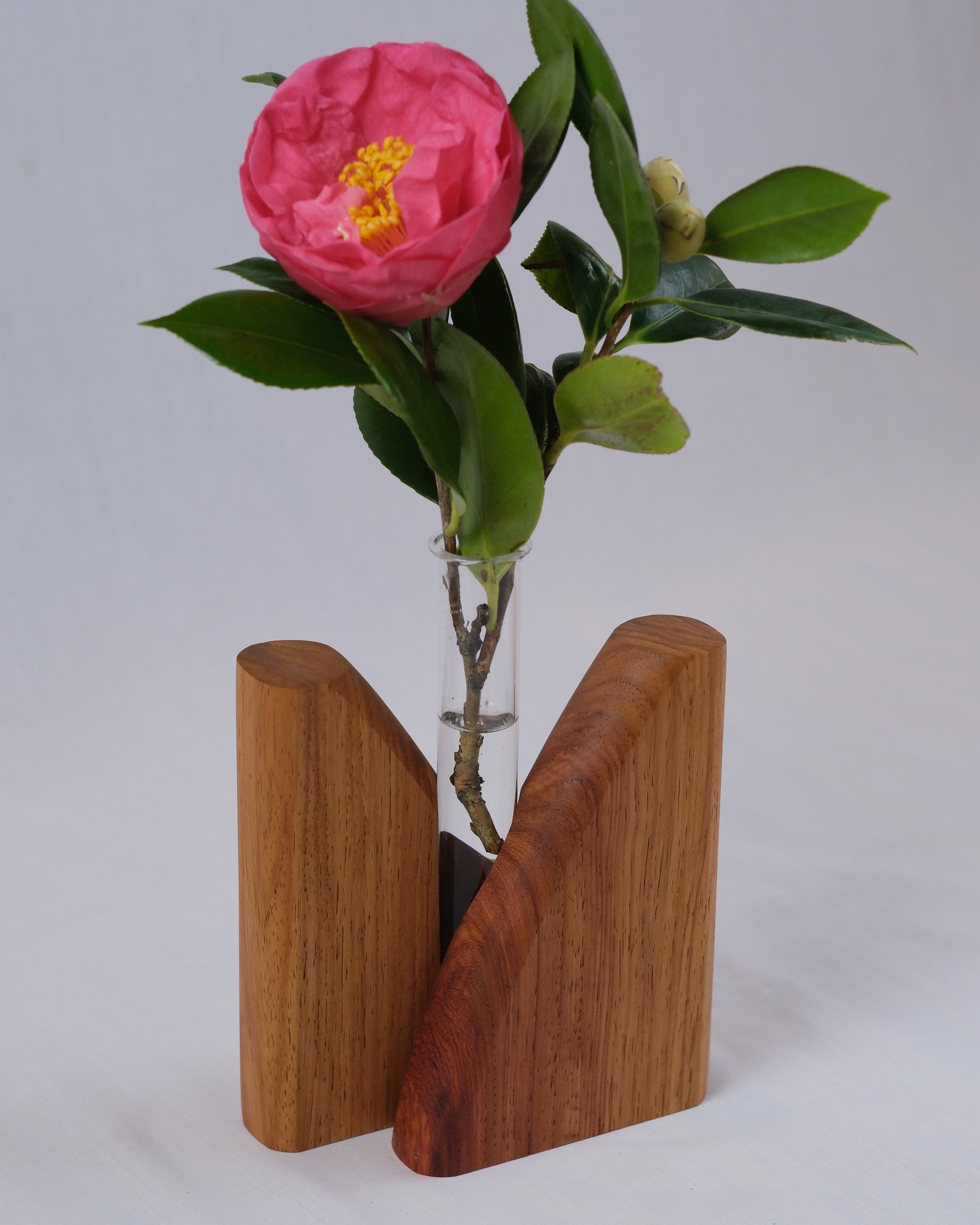 Bud vase