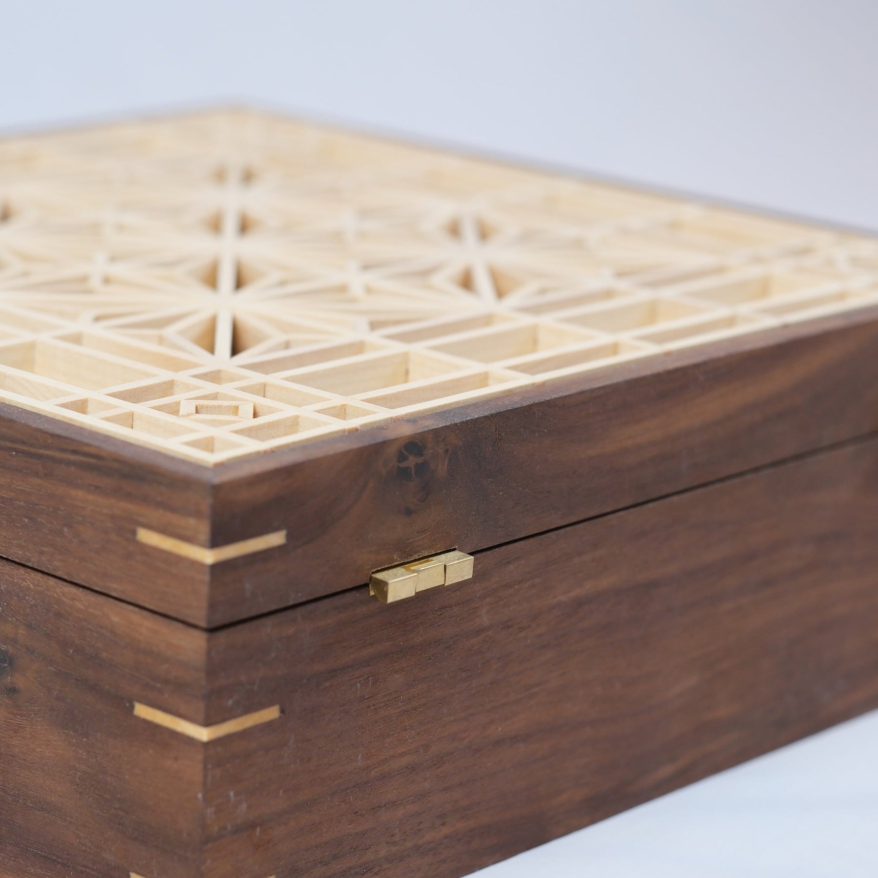 Large tea box
