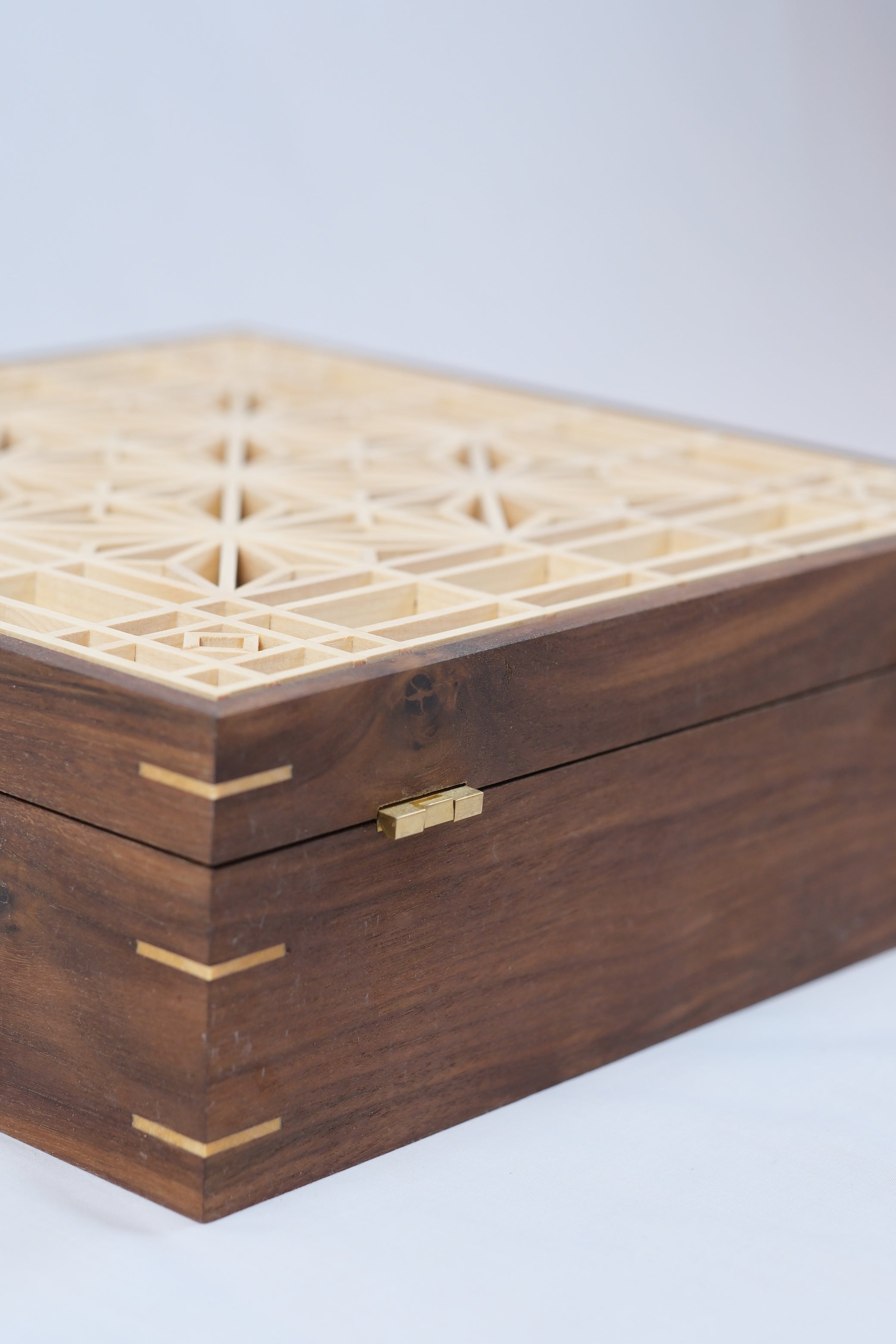 Large tea box