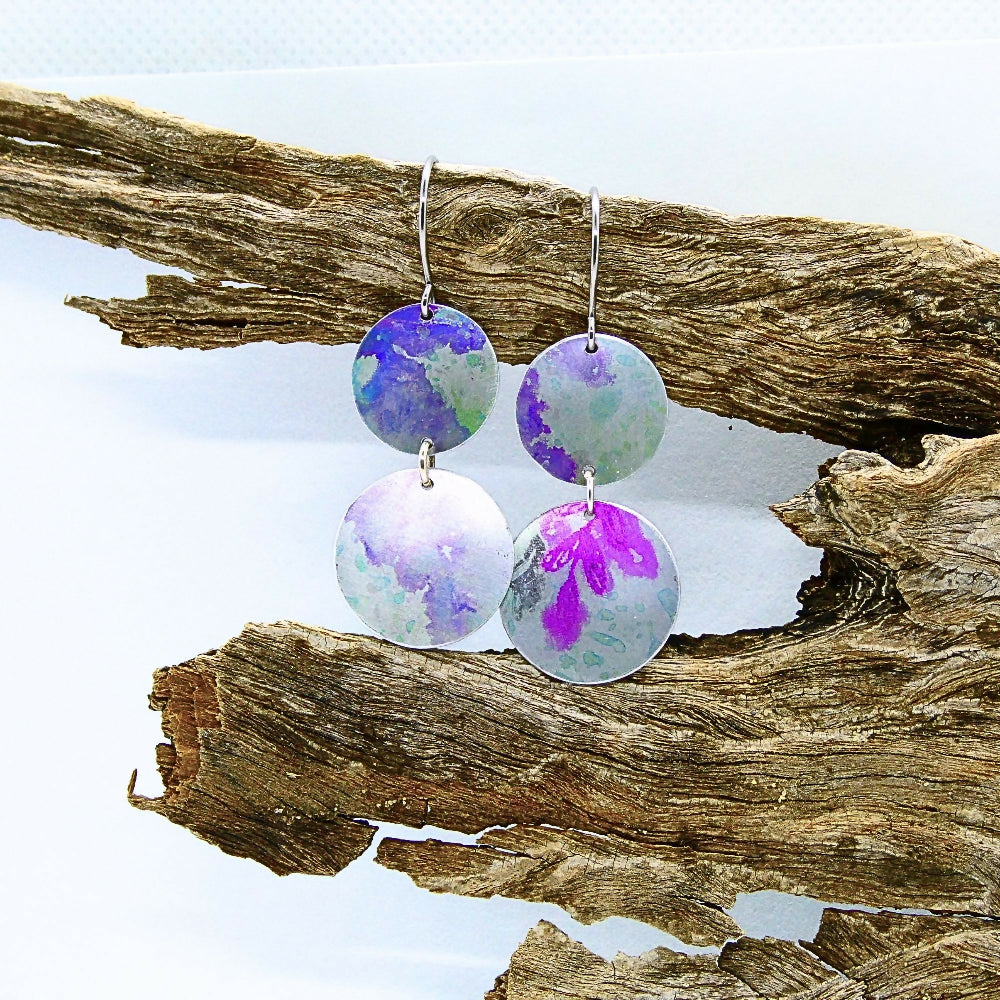 Aluminium-earrings-hung-A059