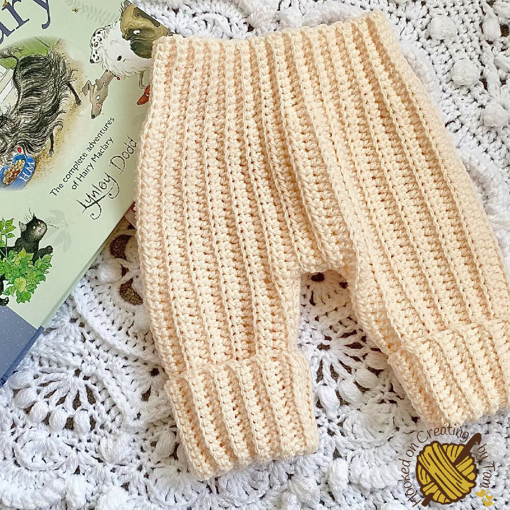 Handmade crochet baby pants with cuff 0-3 month cream