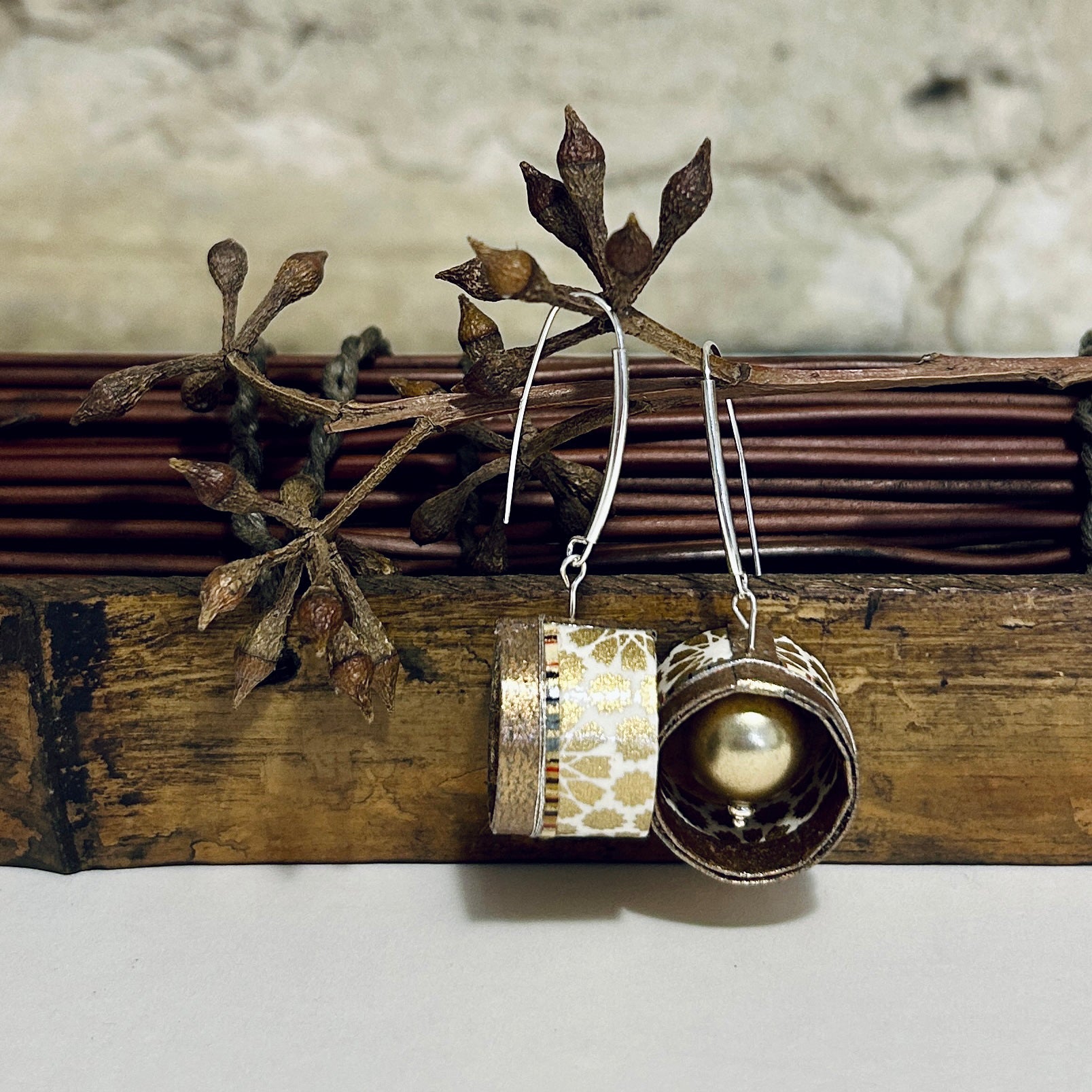 Round Floral Washi Paper Earrings Gold White Silver - L5cm