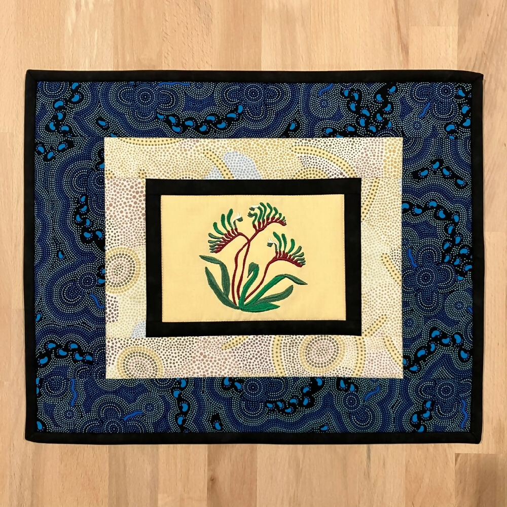 placemat-handmade-Australia-kangaroo-paw_2