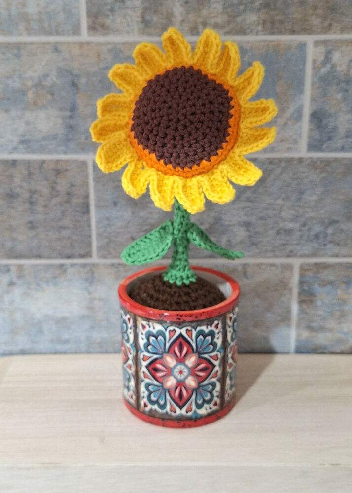 crocheted sunflower