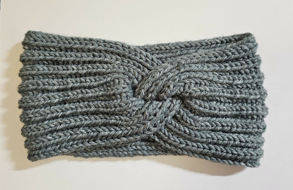 Handknit earwarmer, soft acrylic