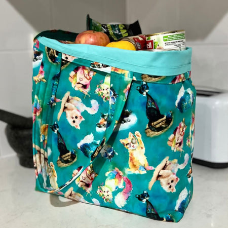 Grocery Tote ... Mixed Cat Breeds ..Lined with storage pouch