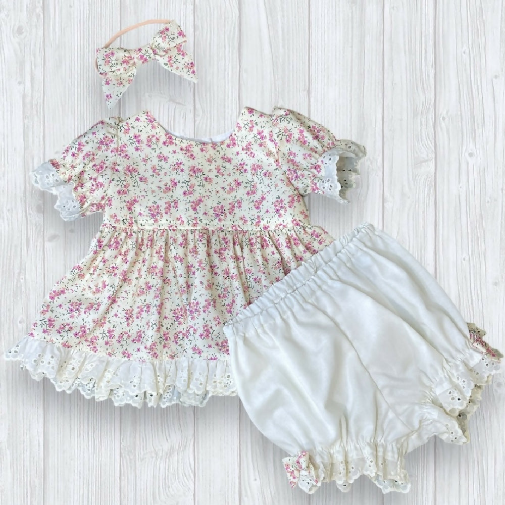 SIZE 000 Tiny Cream Floral Baby Dress Set