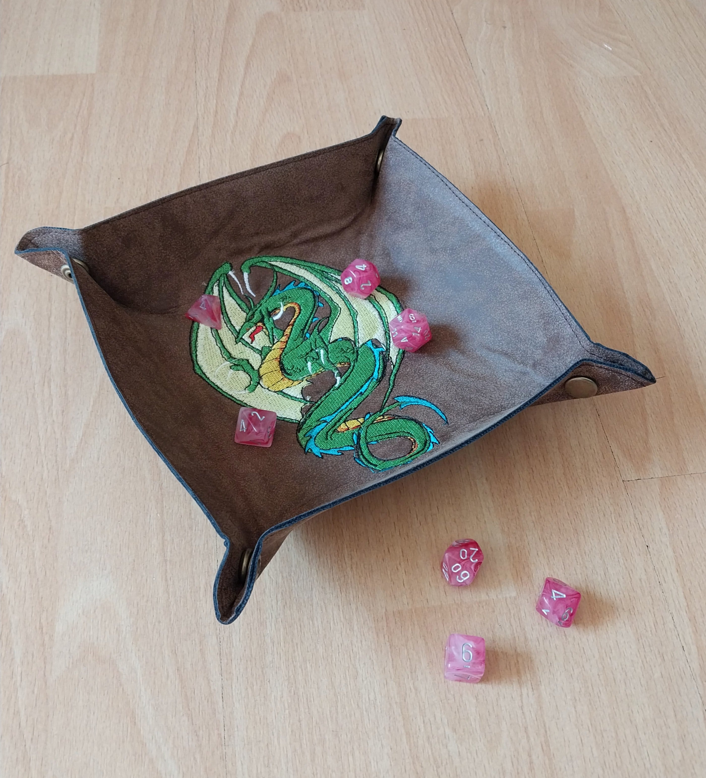 Green Dragon Dice Throw Tray