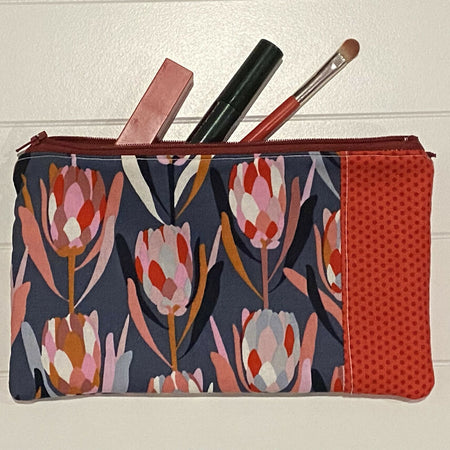 Protea purse