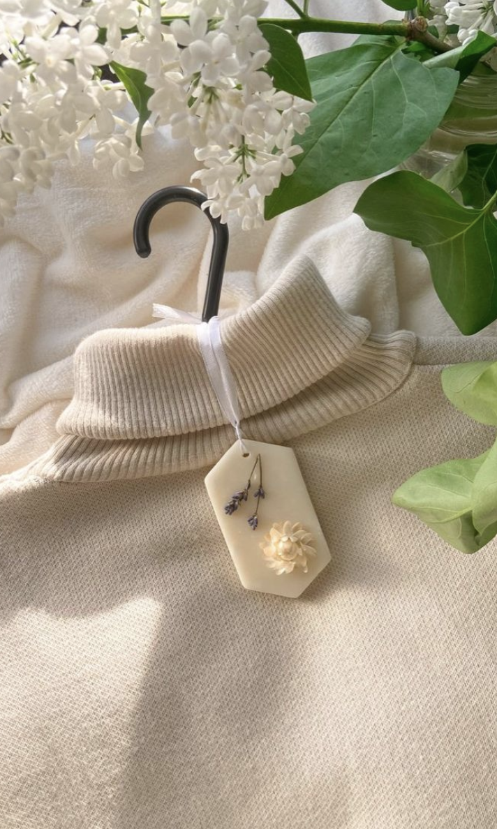 Hand Poured Soy Wax Tablet -timeless, elegant, and indulgent