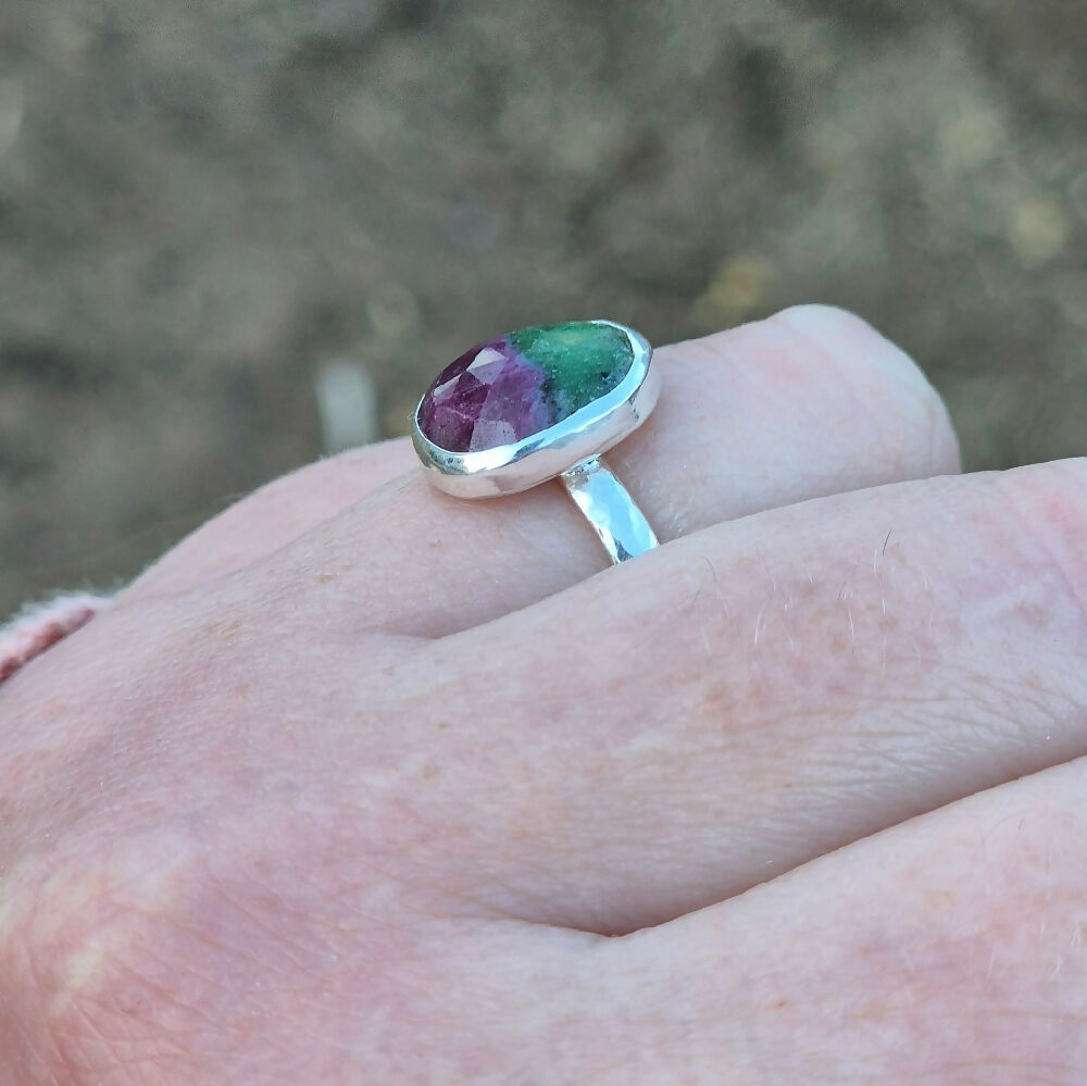 Ruby in Zoisite Ring P MI2