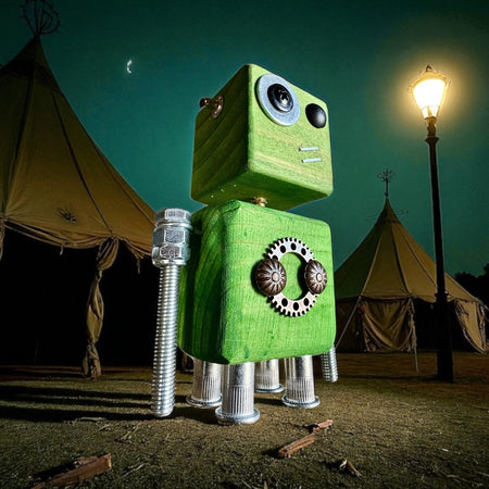 Henrik - Wooden Steampunk Superhero Robot