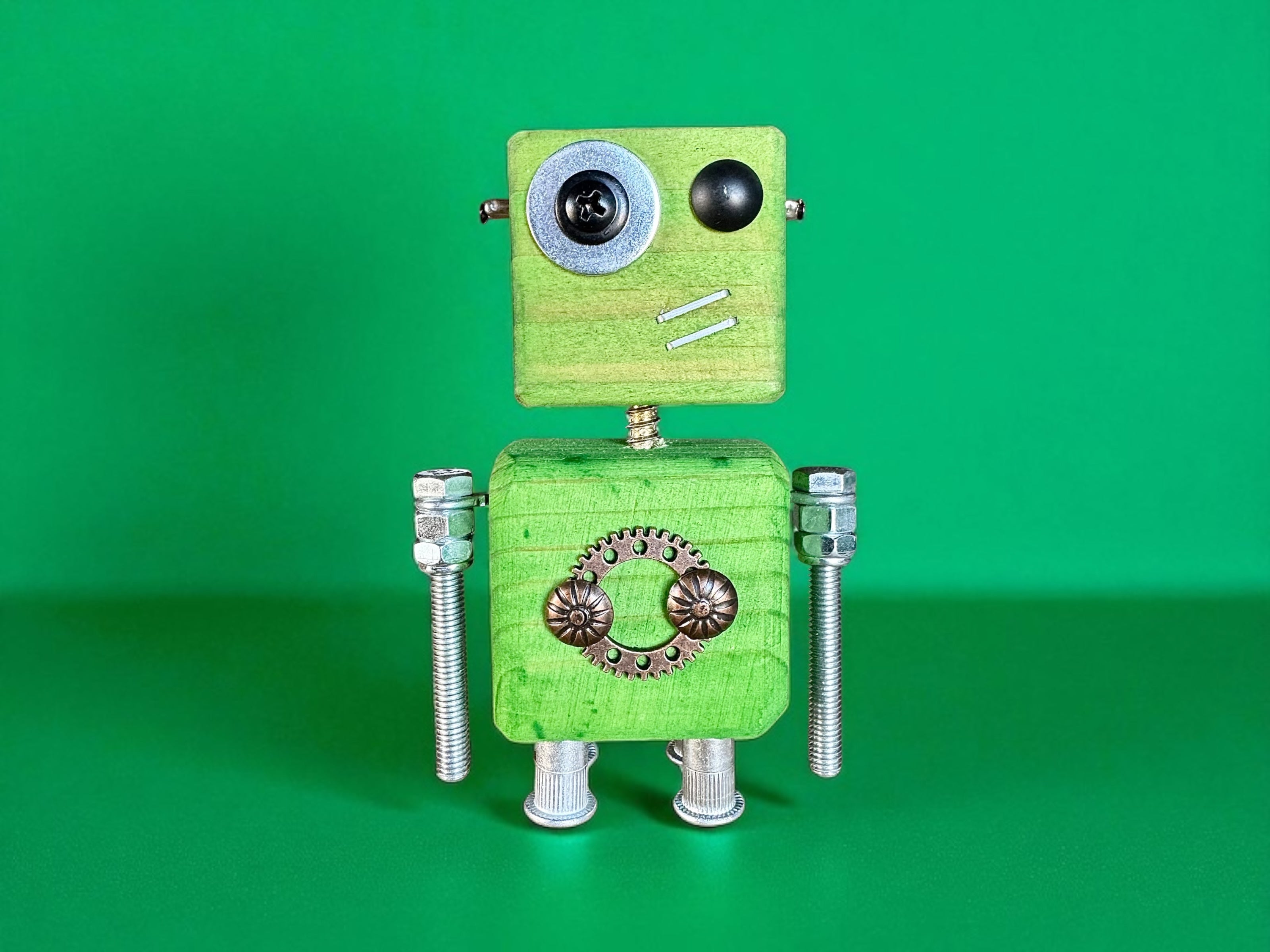 Henrik - Wooden Steampunk Superhero Robot