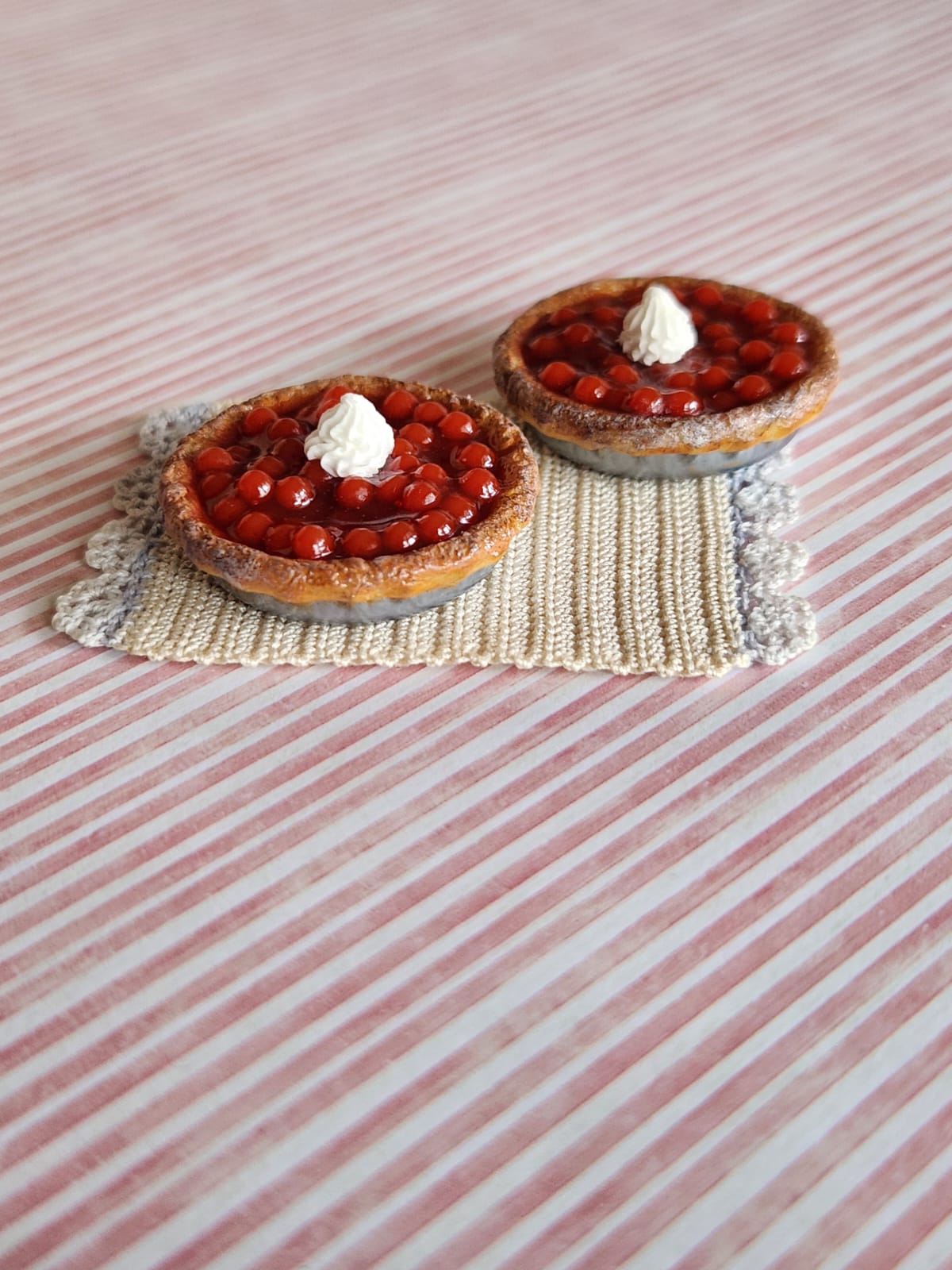 CHERRY PIE - 1:12 scale