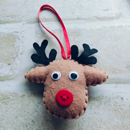 Felt reindeer christmas ornament