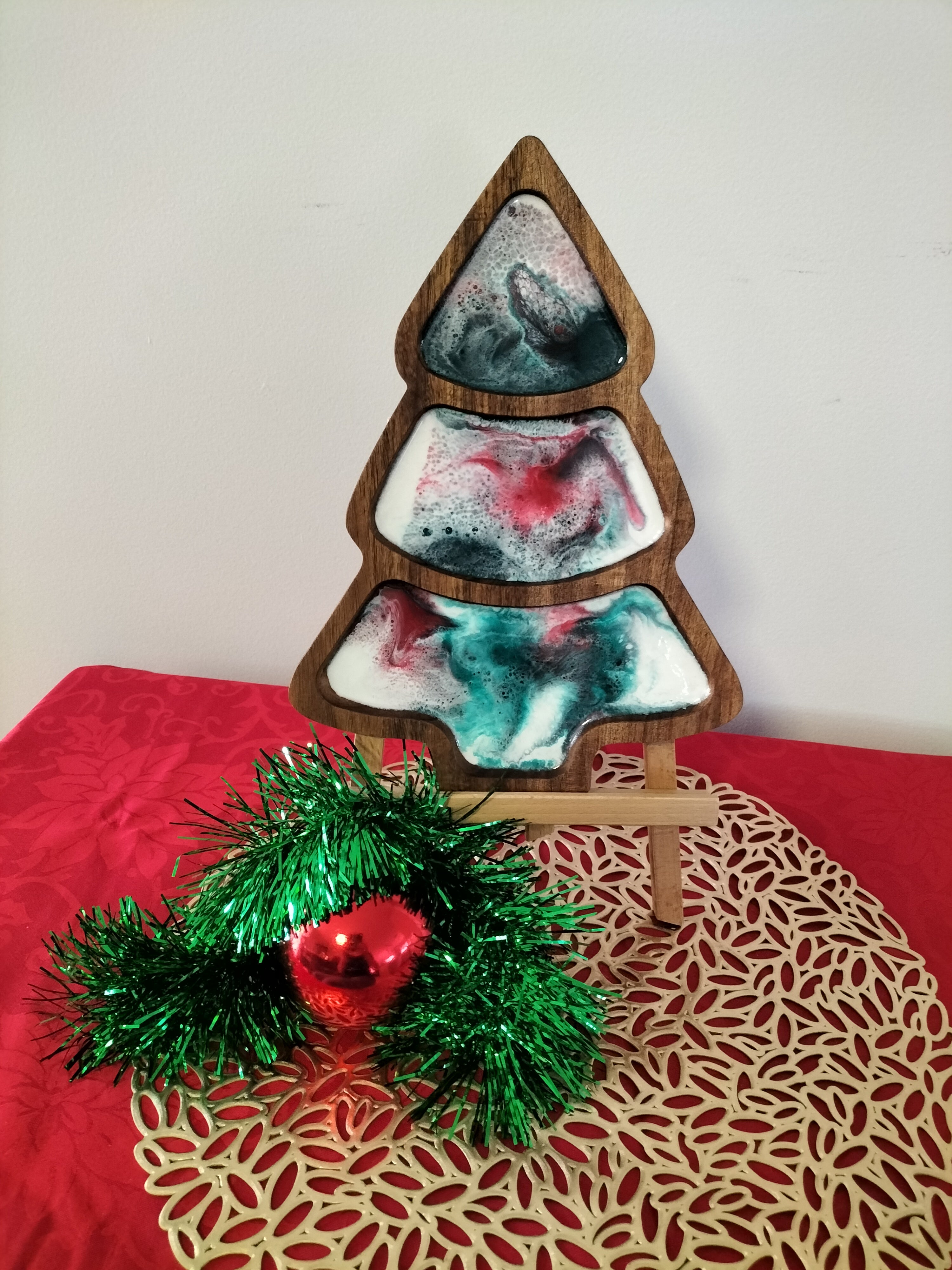 Christmas tree entertaining plate