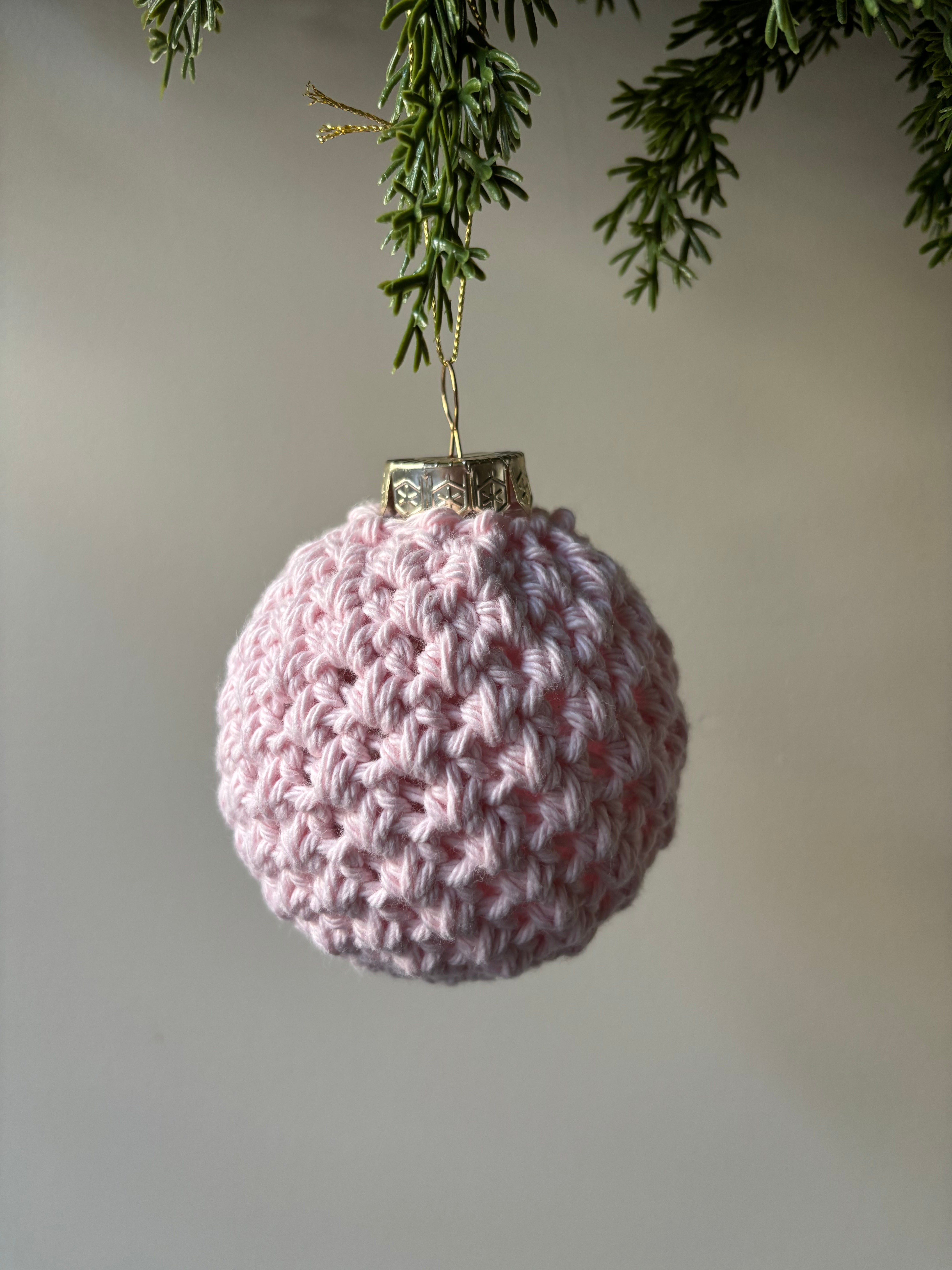 Handmade Crochet Christmas Bauble Cover – Set of 2 (Complete with Baubles) Small