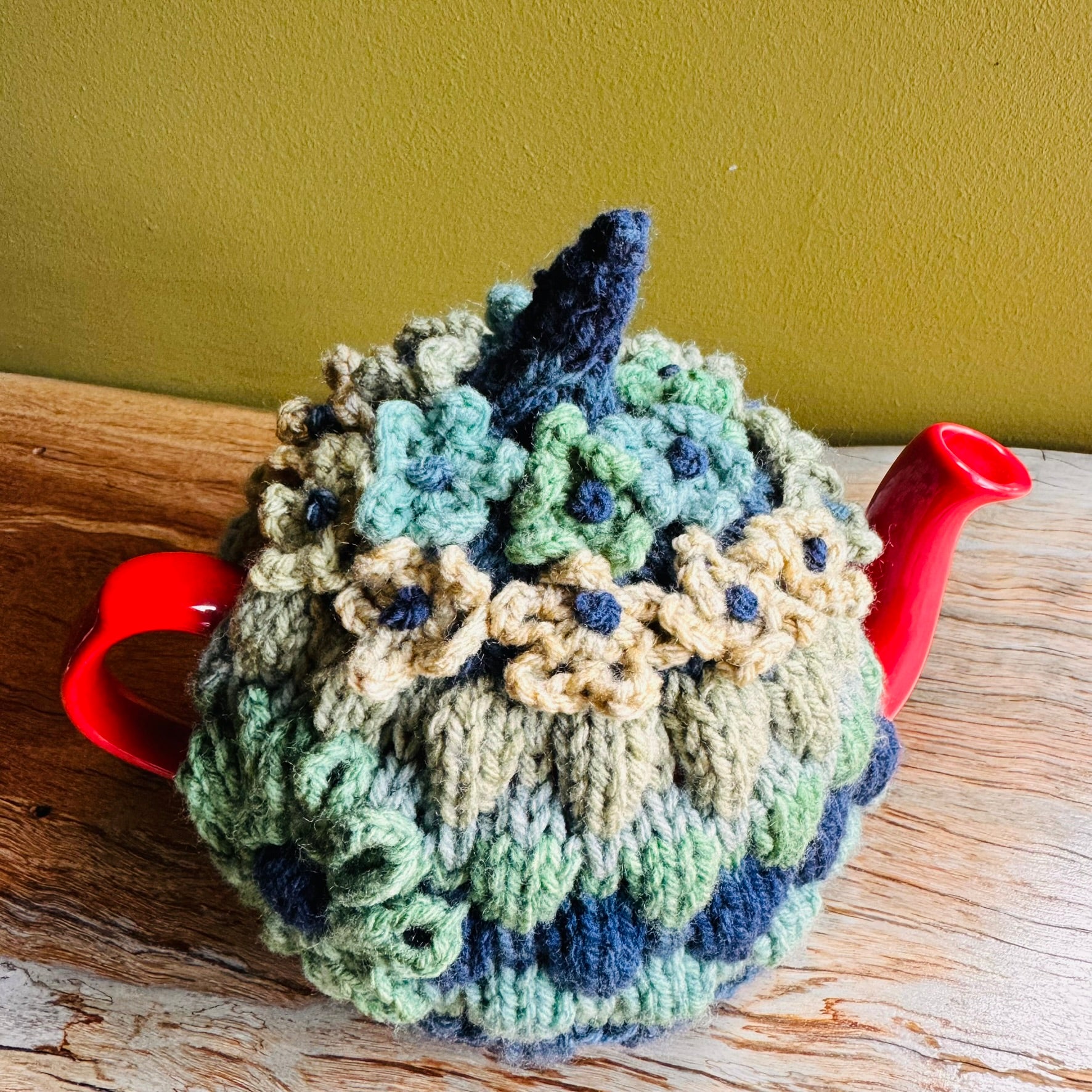 Teapot Cosy - 100% acrylic - 4 cup