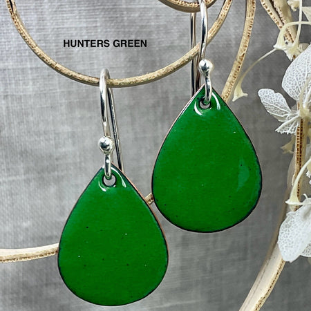 WILLO BASICS. Assorted colours. Handmade enamel earrings