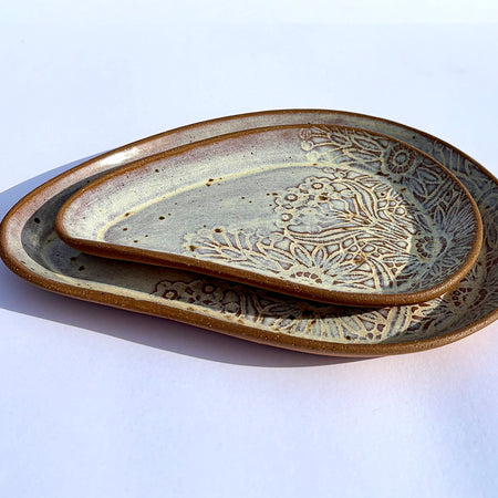 Ceramic Teardrop Tray/Plate/Dish