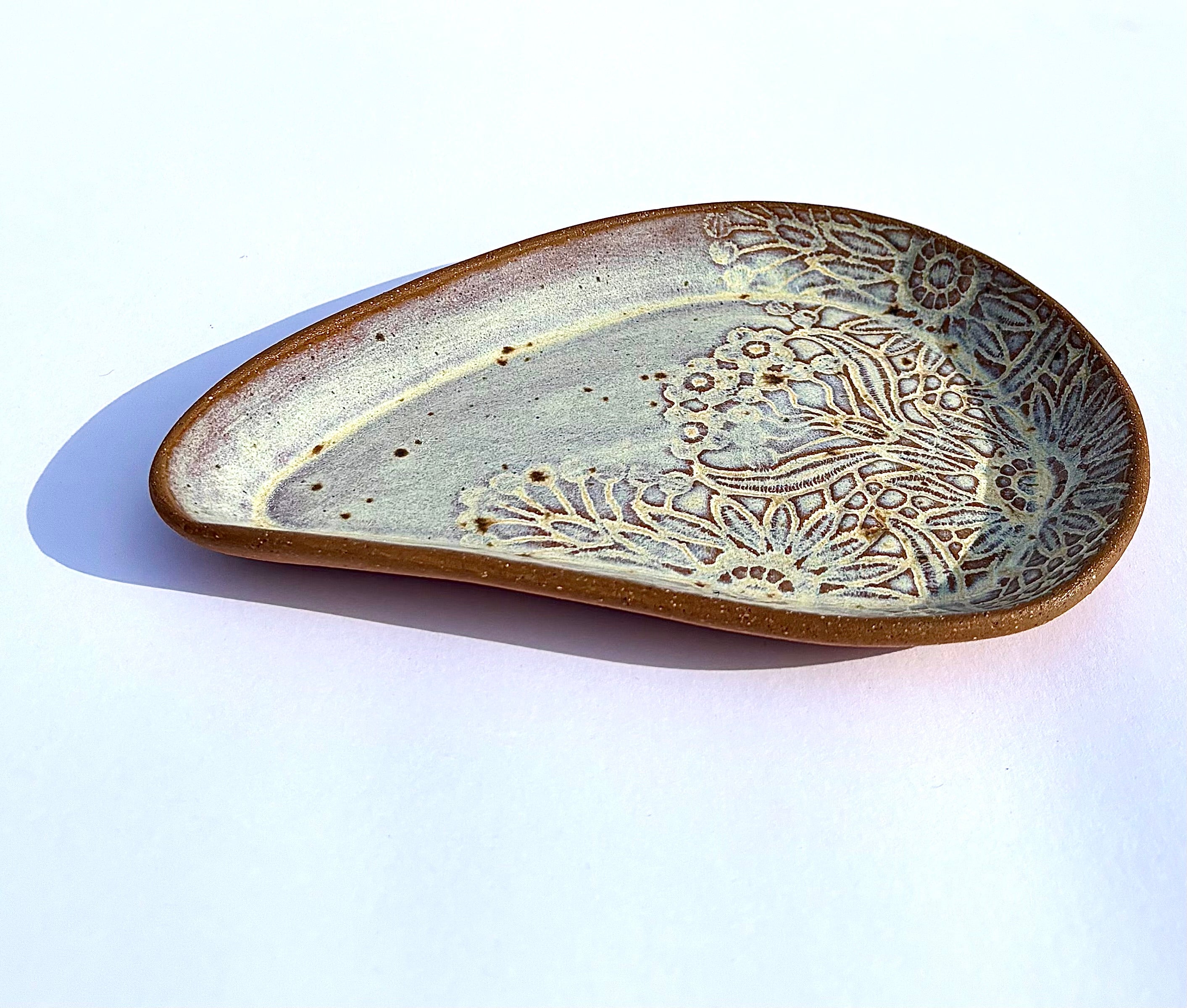 Ceramic Teardrop Tray/Plate/Dish